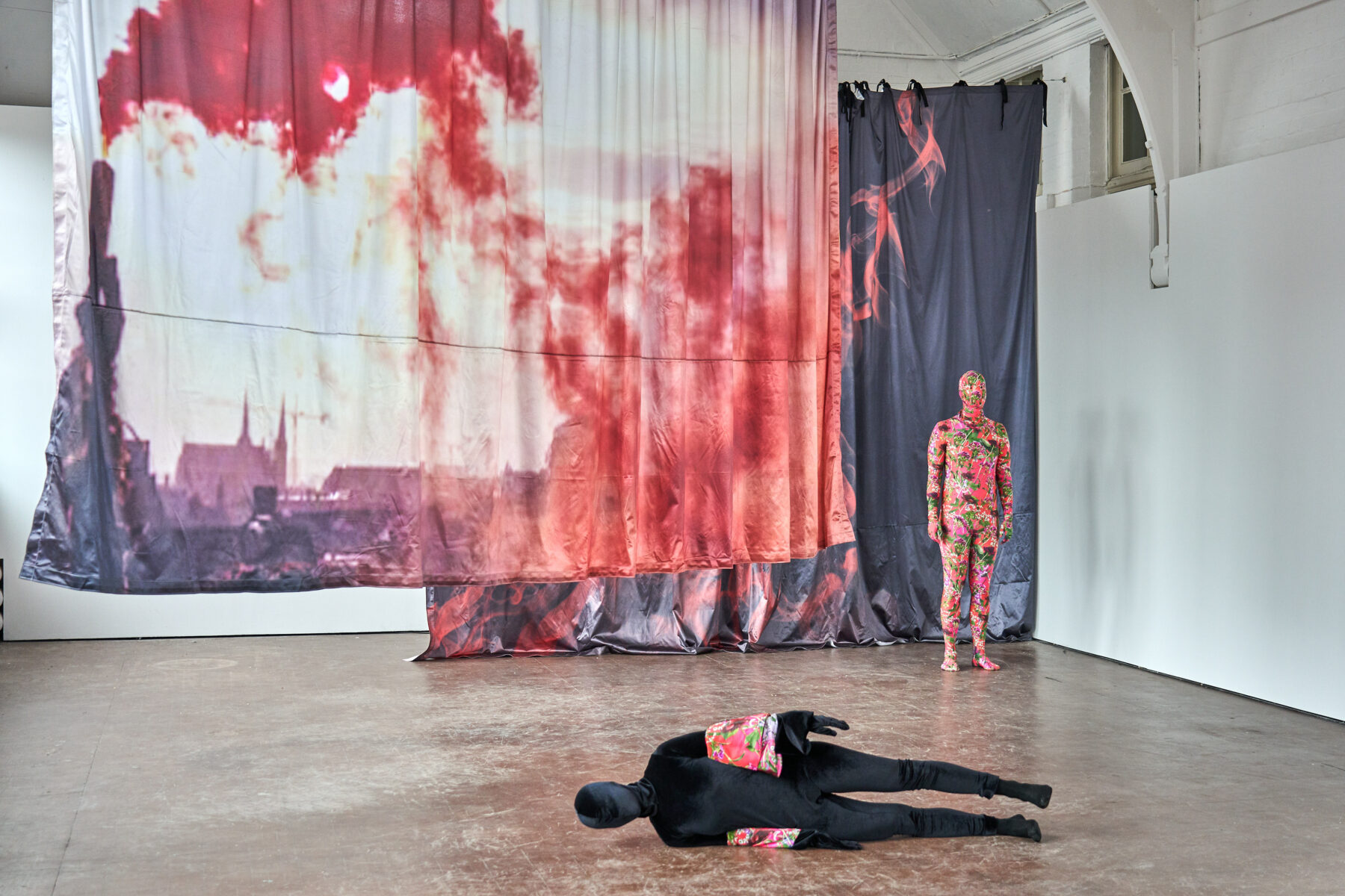 Publik Universal Frxnd aka Richard John Jones - Pratiques d'hospitalité